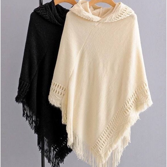#68 CROCHET Fringe Bohemian Boho One size Hood Cream Oversized Shawl Poncho - Picture 3 of 6